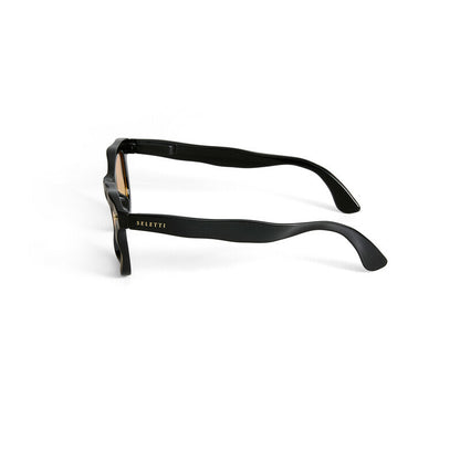 DAKOTA SELETTI X OKKIA