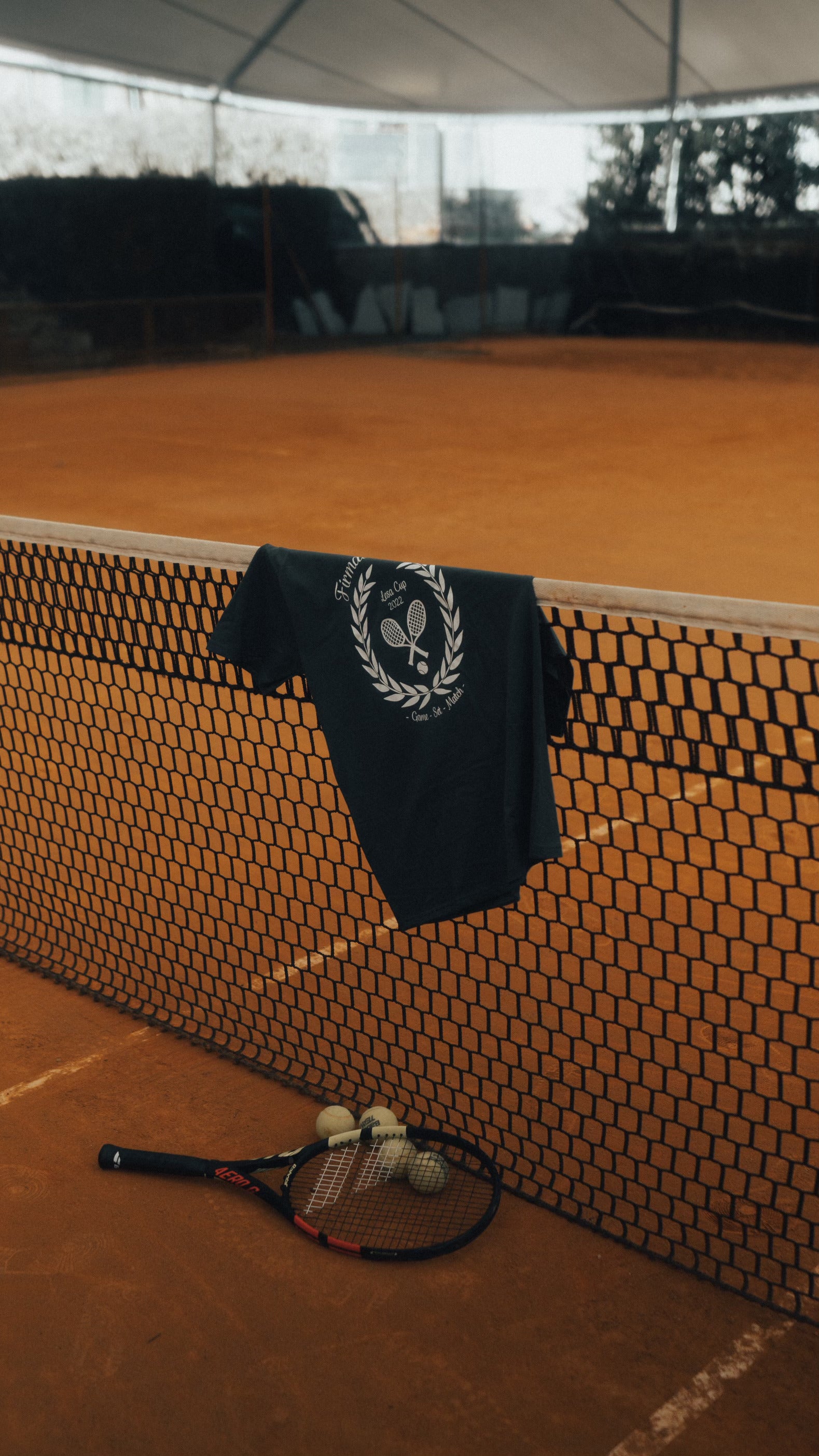 Signed Tennis Club - The T-shirt